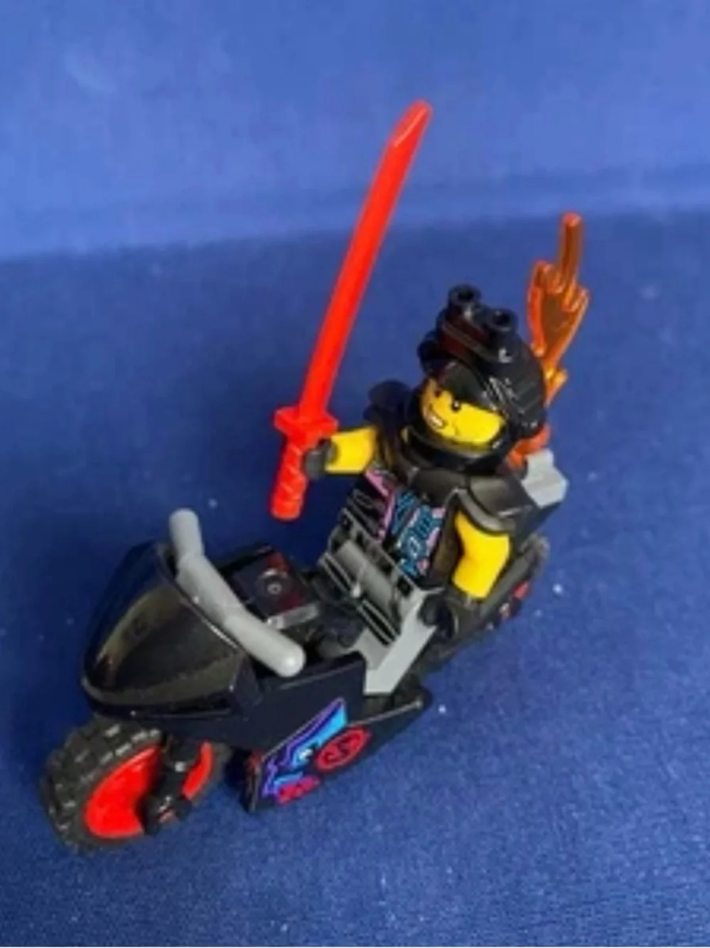 LEGO Ninjago Katana V11 (#70638) with Manual and Box, 100% Complete, Retired